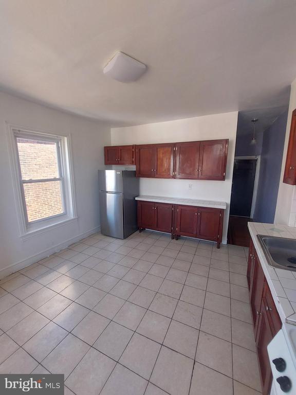 property at 3150 N Broad St