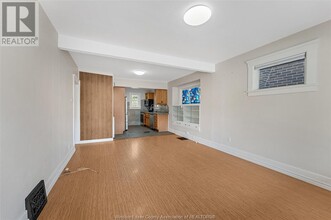 1548 Dougall Ave in Windsor, ON - Building Photo - Building Photo