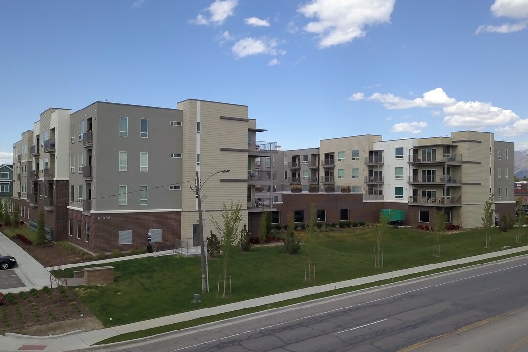 Kimpton Square Senior Apartments in Midvale, UT - Building Photo