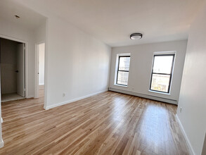 194 Macdougal St in Brooklyn, NY - Building Photo - Building Photo