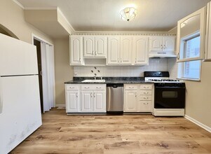 722 Mollbore Terrace in Philadelphia, PA - Building Photo - Building Photo