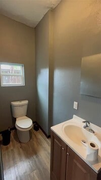 6724 Avenue N photo'