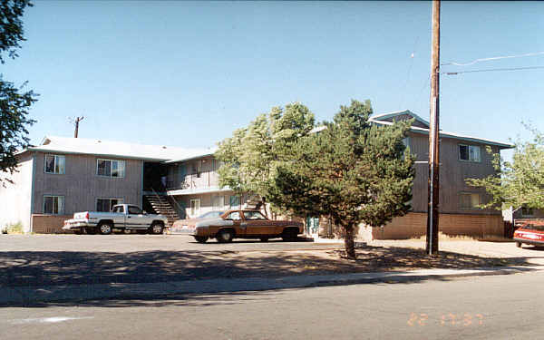 2560 E St in Sparks, NV - Foto de edificio - Building Photo