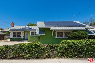 6352 Clyde Ave in San Diego, CA - Building Photo - Building Photo