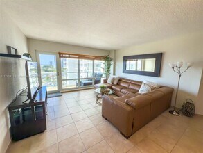 111 N Pompano Beach Blvd in Pompano Beach, FL - Building Photo - Building Photo