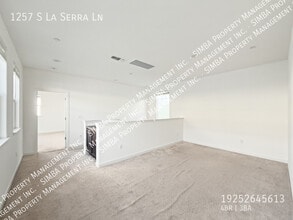 1257 La Sera Ln in Mountain House, CA - Building Photo - Building Photo