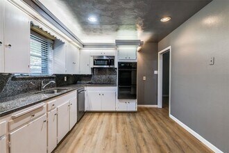 1703 Raydon Dr in Arlington, TX - Building Photo - Building Photo