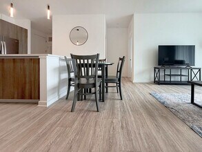 12122 54th Dr E in Bradenton, FL - Foto de edificio - Building Photo