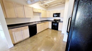 863 McCallie Ave in Chattanooga, TN - Building Photo - Building Photo