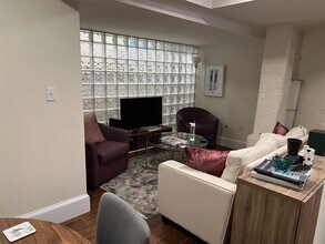 20 Highland Ave, Unit 1 in Cambridge, MA - Building Photo - Building Photo