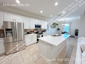 6135 Lk Bnd Dr in Baton Rouge, LA - Building Photo - Building Photo