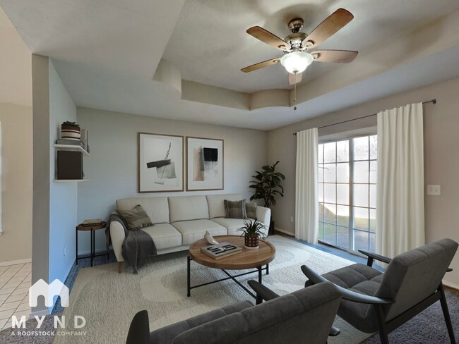 3945 W Maple St in Springfield, MO - Building Photo - Building Photo