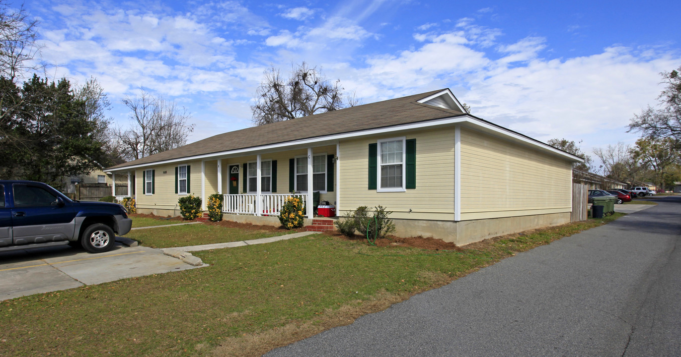 1438 Green in Valdosta, GA - Building Photo