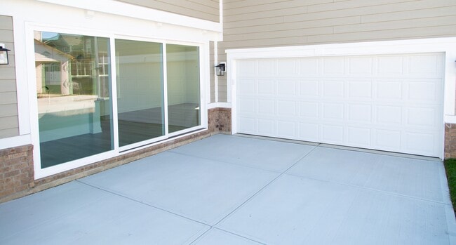 14275 Larson Dr in Carmel, IN - Building Photo - Building Photo