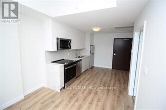 60 Frederick St in Kitchener, ON - Building Photo - Building Photo