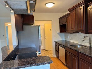 614 Cherry Hill Dr in Arlington, NY - Building Photo - Building Photo