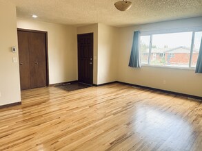 9438 W 56th Pl in Arvada, CO - Building Photo - Building Photo