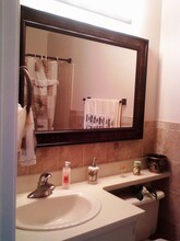 227 Lindsey Ct in Franklin Township, NJ - Building Photo - Building Photo