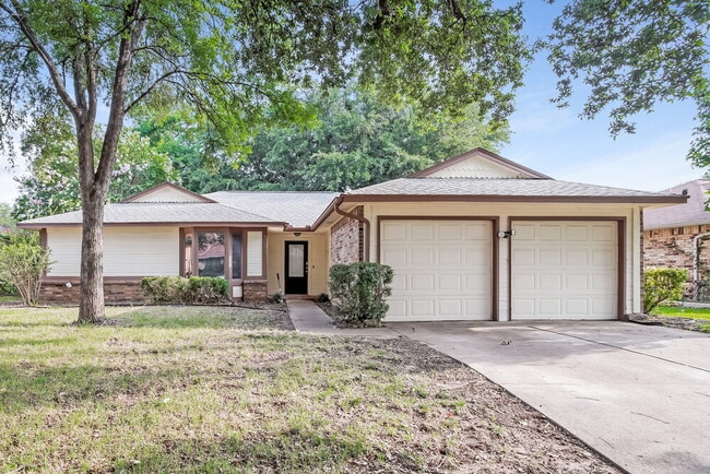 property at 2614 Berkshire Ln