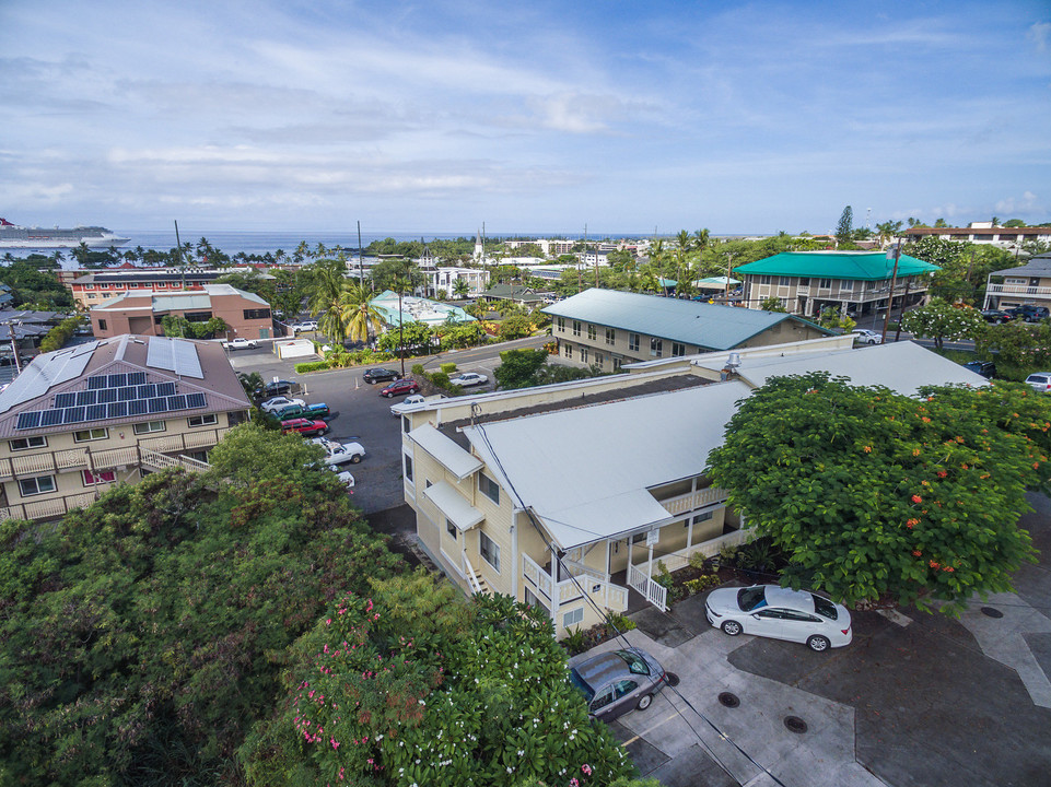 Lono Kona in Kailua Kona, HI - Building Photo