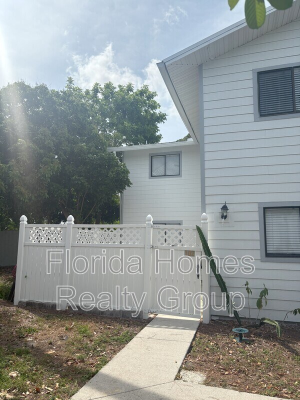 property at 11929 Corinne Lee Ct