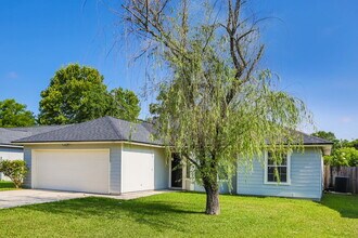 3240 Merganzer Trail in Orange Park, FL - Building Photo - Building Photo