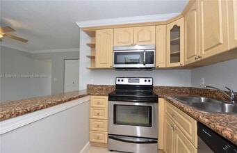 1401 NE 53rd St in Fort Lauderdale, FL - Building Photo - Building Photo