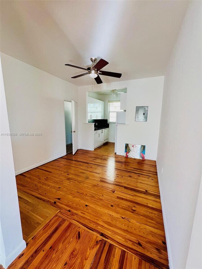 1606 Jefferson Ave in Miami Beach, FL - Building Photo - Building Photo