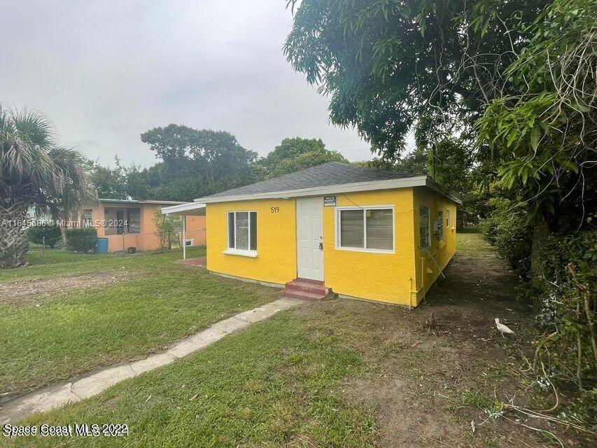 519 N 18th St in Fort Pierce, FL - Building Photo