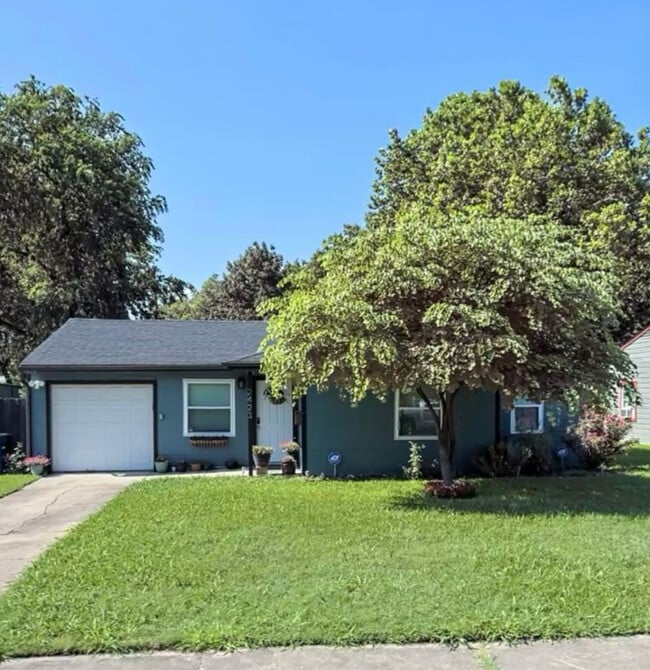 property at 2423 Healey Dr