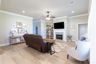 424 Mangrove Ln in Bossier City, LA - Building Photo - Building Photo