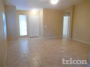 3628 W Firehawk Dr in Glendale, AZ - Building Photo - Building Photo