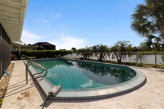 1708 Claw Ct in Venice, FL - Building Photo - Building Photo