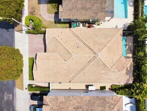 11300 NW 48th Terrace in Doral, FL - Building Photo - Building Photo