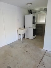 613 4th Ln, Unit 615 4th Lane in South San Francisco, CA - Building Photo - Building Photo