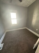 6726 Hosmer Ave in Cleveland, OH - Building Photo - Building Photo