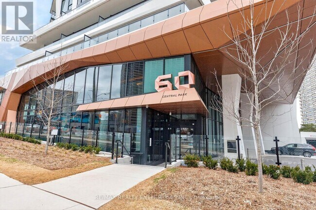 60 Central Park Roadway in Toronto, ON - Building Photo - Building Photo