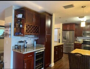 20020 NE 6th Ct in Miami, FL - Building Photo - Building Photo