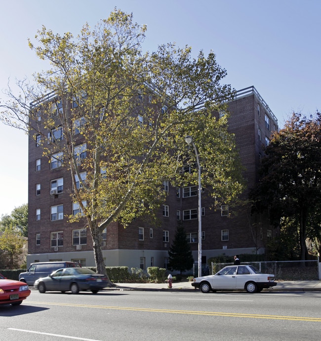 Lincoln View Apartments in Jersey City, NJ - Building Photo - Building Photo