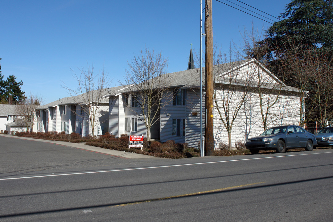 Park Rose Village in Portland, OR - Building Photo