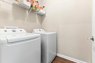 224 Lake Cove Dr in Delaware, OH - Building Photo - Building Photo