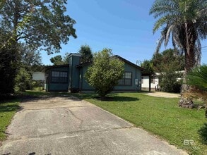 1601 Matias Dr in Lillian, AL - Building Photo - Building Photo