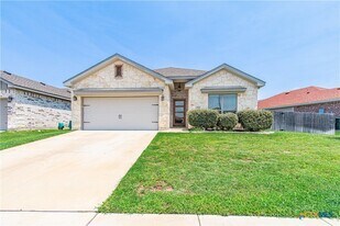 7506 Hickman St in Temple, TX - Building Photo