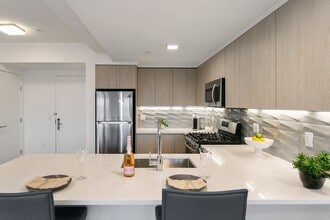 477 Broadway in Bayonne, NJ - Building Photo - Building Photo