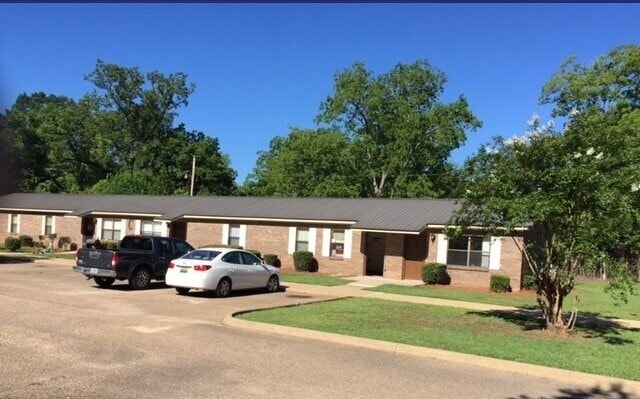 259 W 1st St in Luverne, AL - Building Photo - Building Photo