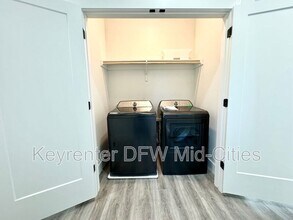 7302 Uloho Wy in Dallas, TX - Building Photo - Building Photo