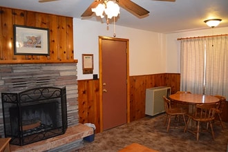 237 E White Mountain Blvd in Pinetop, AZ - Building Photo - Building Photo