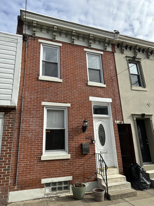 1413 E Berks St in Philadelphia, PA - Building Photo