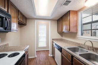 13031 Pk Xing Dr in San Antonio, TX - Building Photo - Building Photo