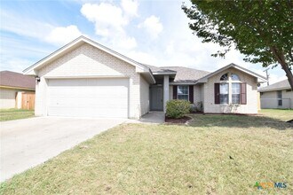 5003 Shawn Dr in Killeen, TX - Building Photo - Building Photo
